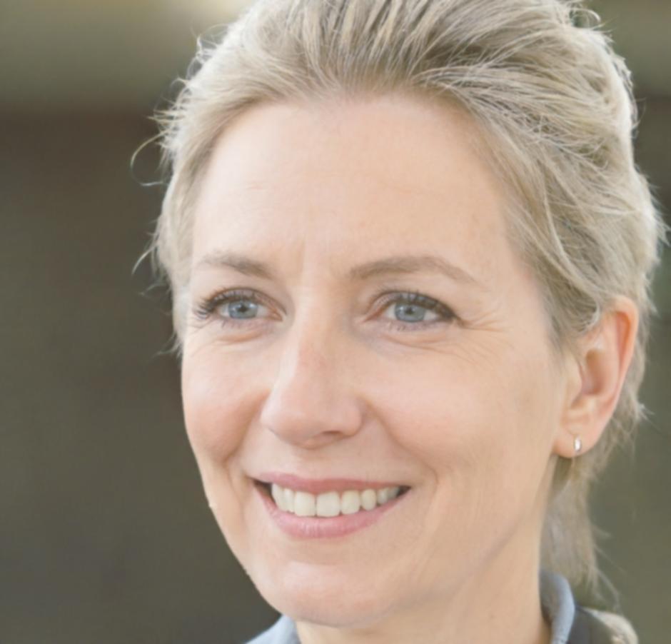 Runa Tillberg, Gründerin von ivonaviariqa